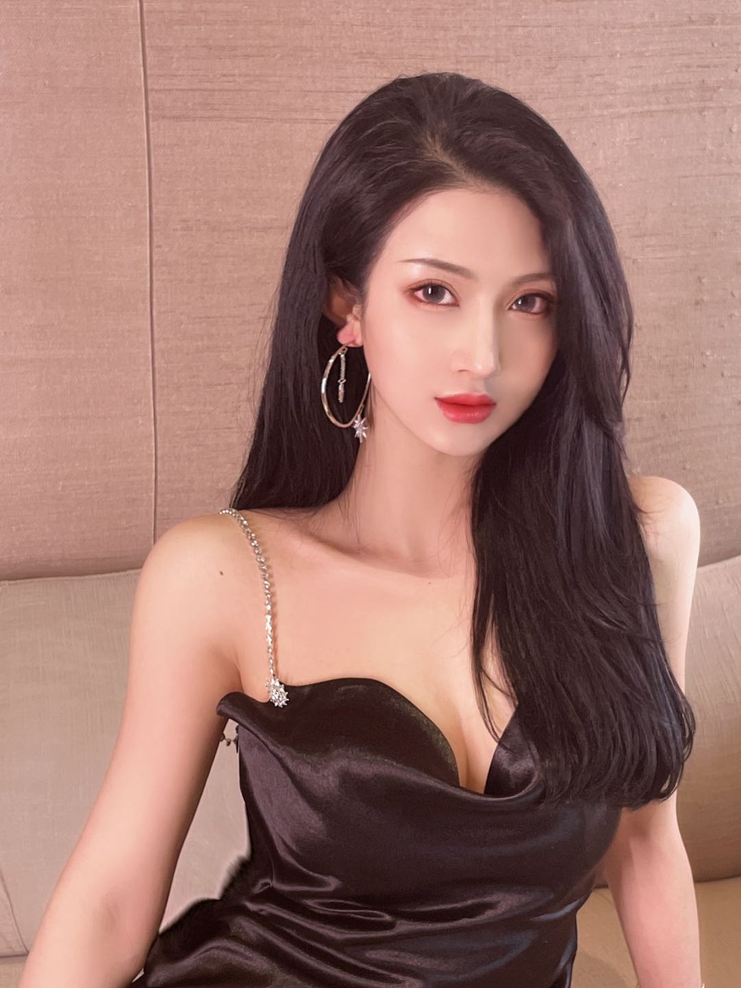 迪拜伴游模特