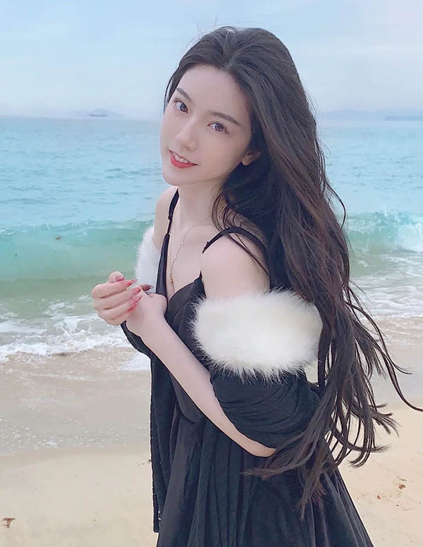东京模特陪游
